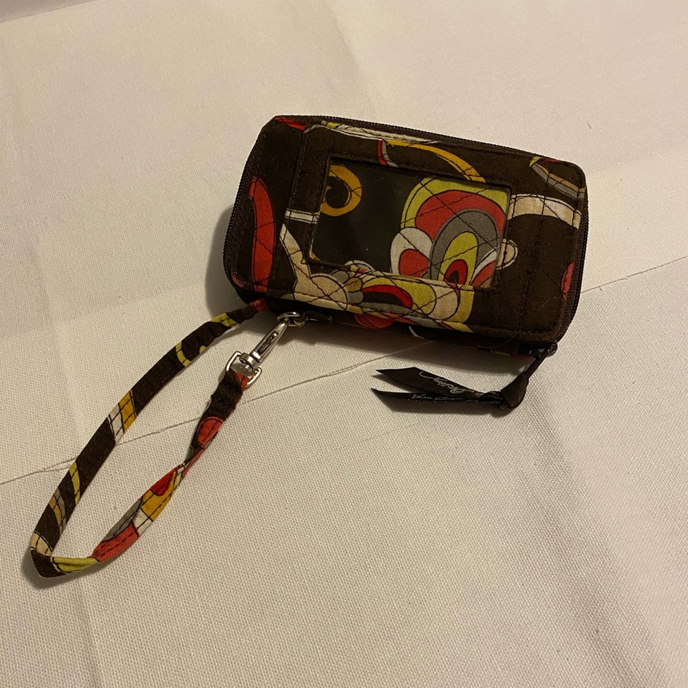 EUC Vera Bradley wristlet Puccini pattern